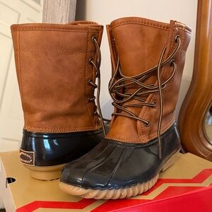 Women's Brown and Black Winter Boots